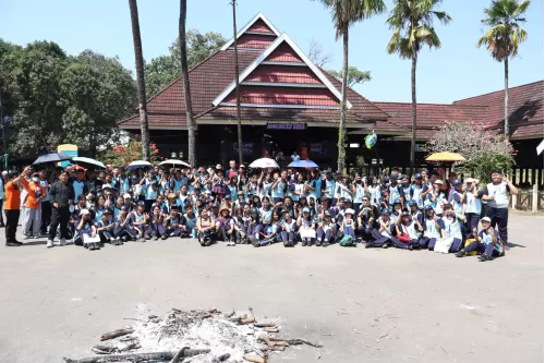 Projek P8 Kelas IX SMP Frater Makassar: Menelusuri Jejak Budaya Nusantara di Benteng Somba Opu