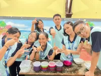 Pelangi Alam di Dalam Puding ~ Kreasi Puding Berlapis Siswa Kelas 8 dalam Projek P8