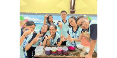 Pelangi Alam di Dalam Puding ~ Kreasi Puding Berlapis Siswa Kelas 8 dalam Projek P8