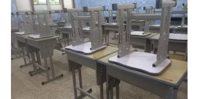 Yayasan Taman Tunas Tambah Fasilitas Belajar, SMP Frater Makassar Terima 68 Pasang Meja dan Kursi Baru